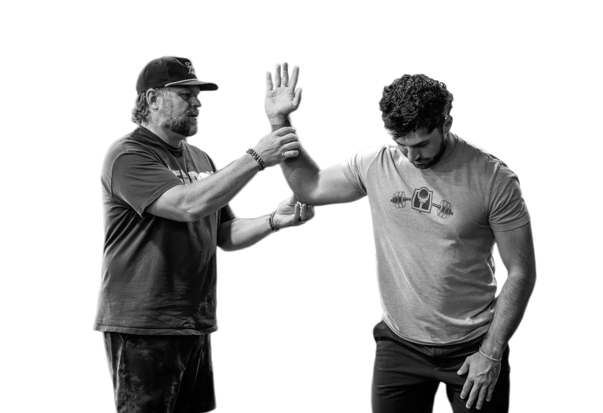 A Tee Box coach helping a golfer assess his body after training and determine his recovery needs, including use of a cold plunge.