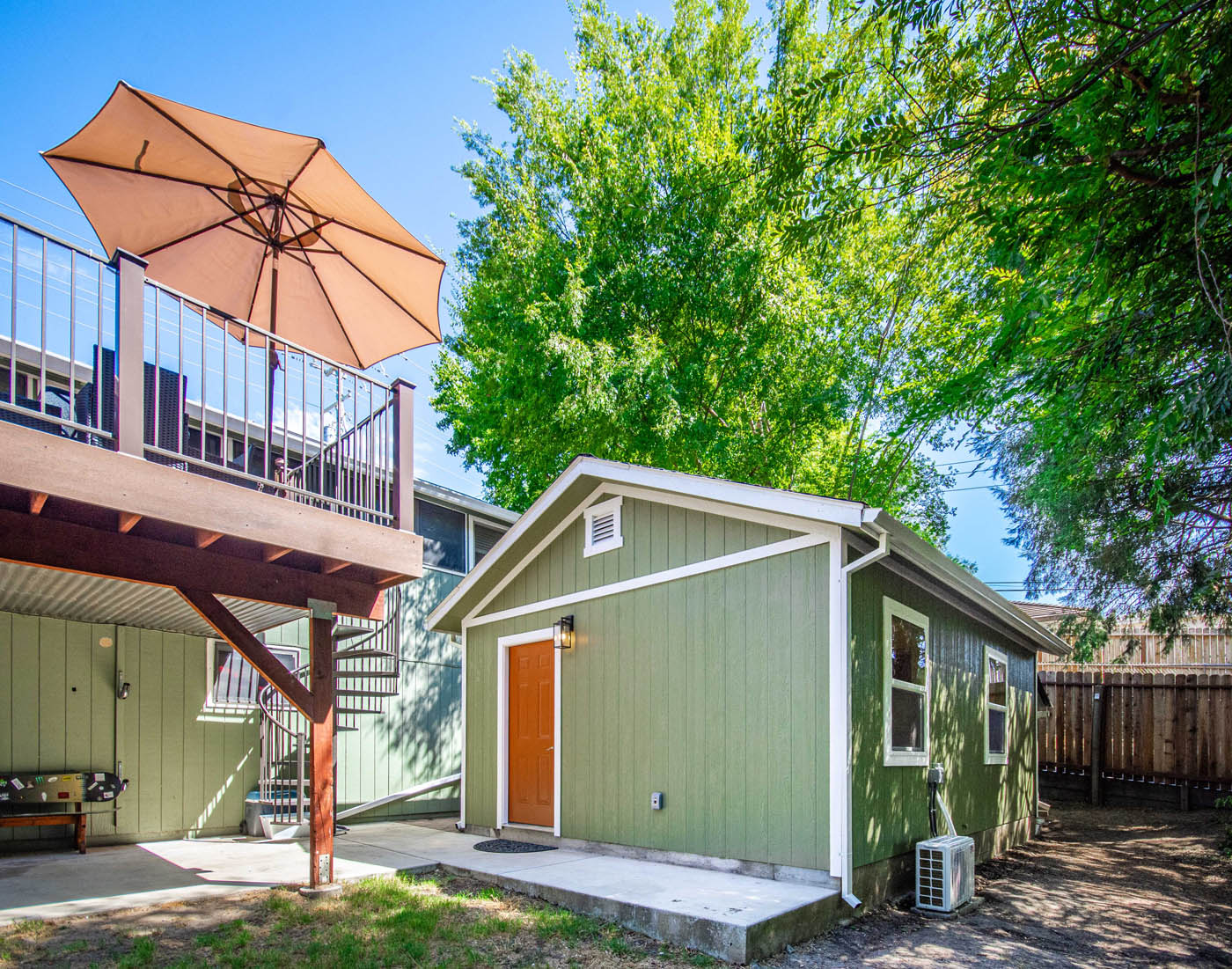 352 square foot garage adu in Fair Oaks California. - 3