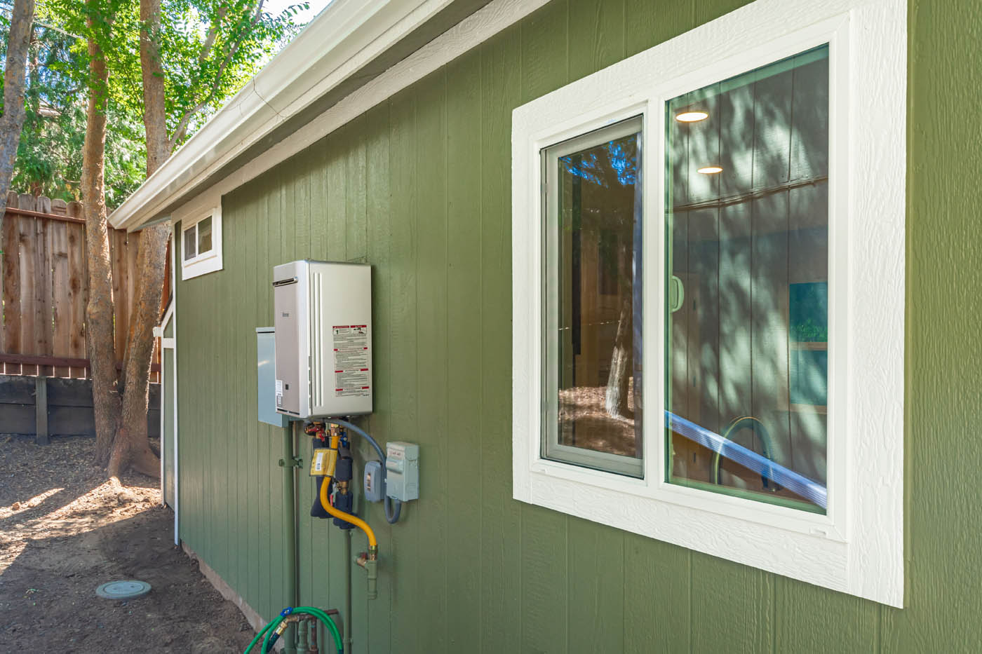 352 square foot garage adu in Fair Oaks California. - 7