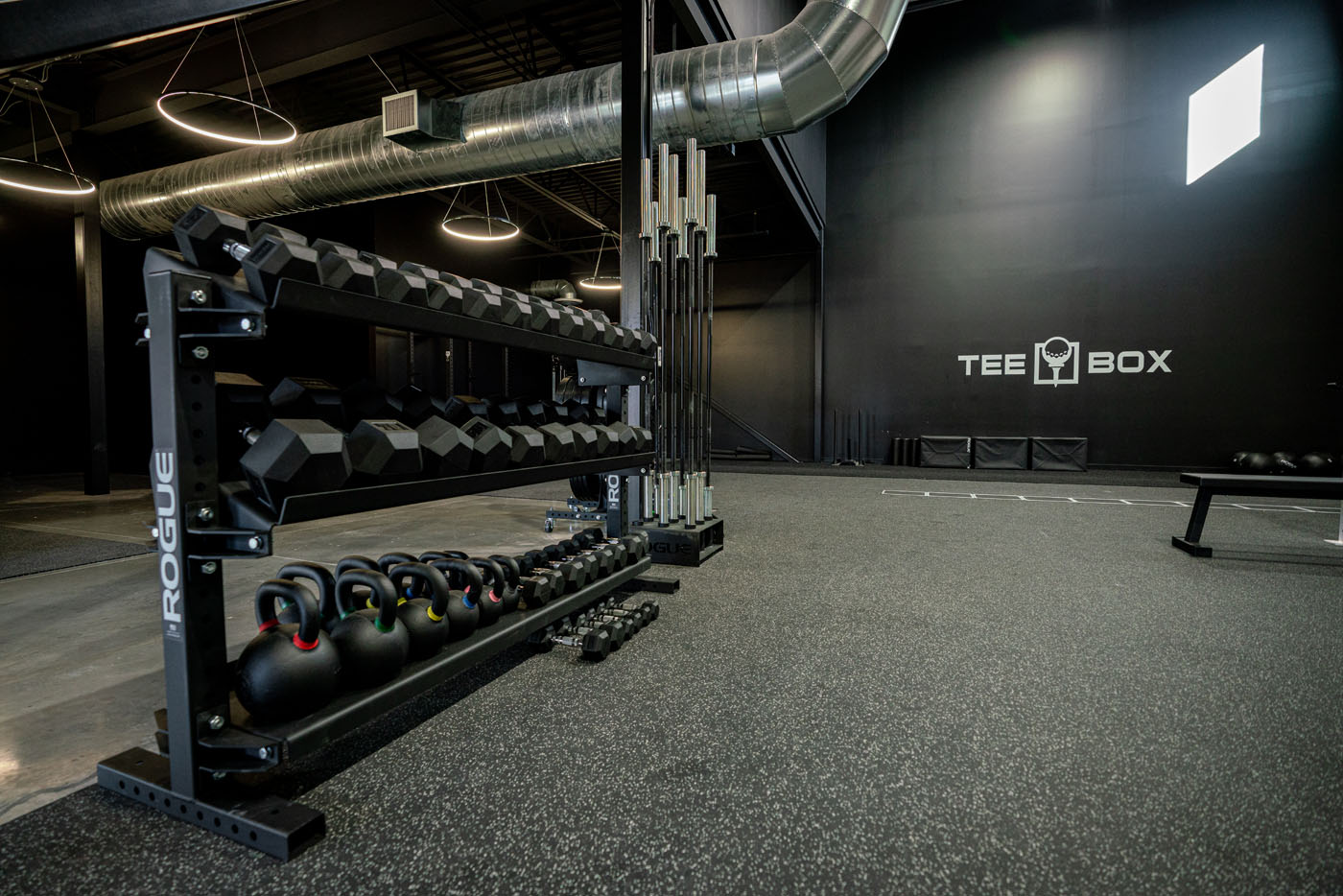 An image of the Tee Box golf fitness gym.